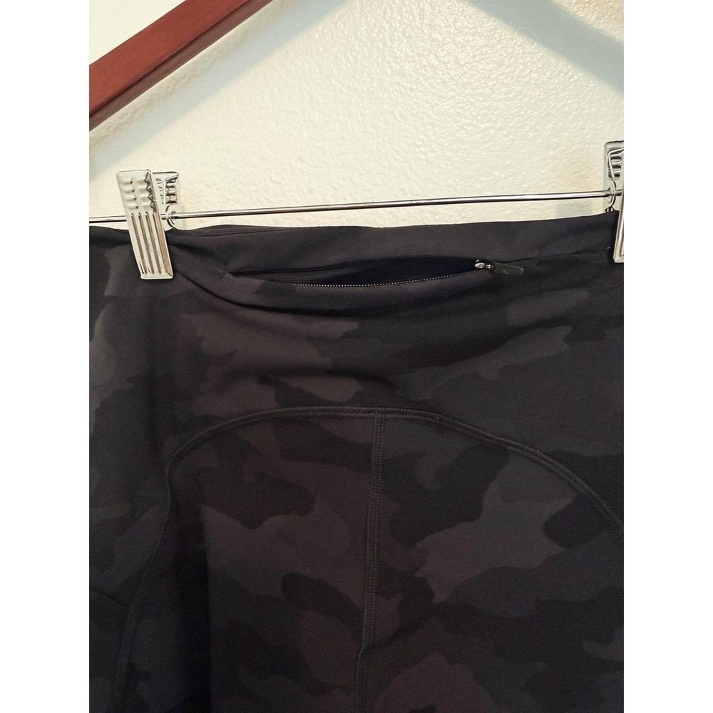 lululemon Align™ High-Rise Crop 21" size 6 - Picture 5 of 8